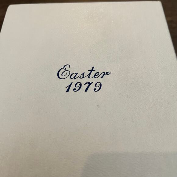 Vintage NORITAKE Holiday Collectible Bone China Easter Egg 1979 In ORIGINAL Box - Picture 7 of 10